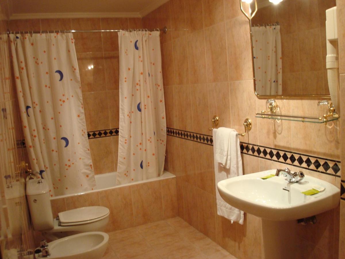 Hotel Estadio Бильбао Экстерьер фото