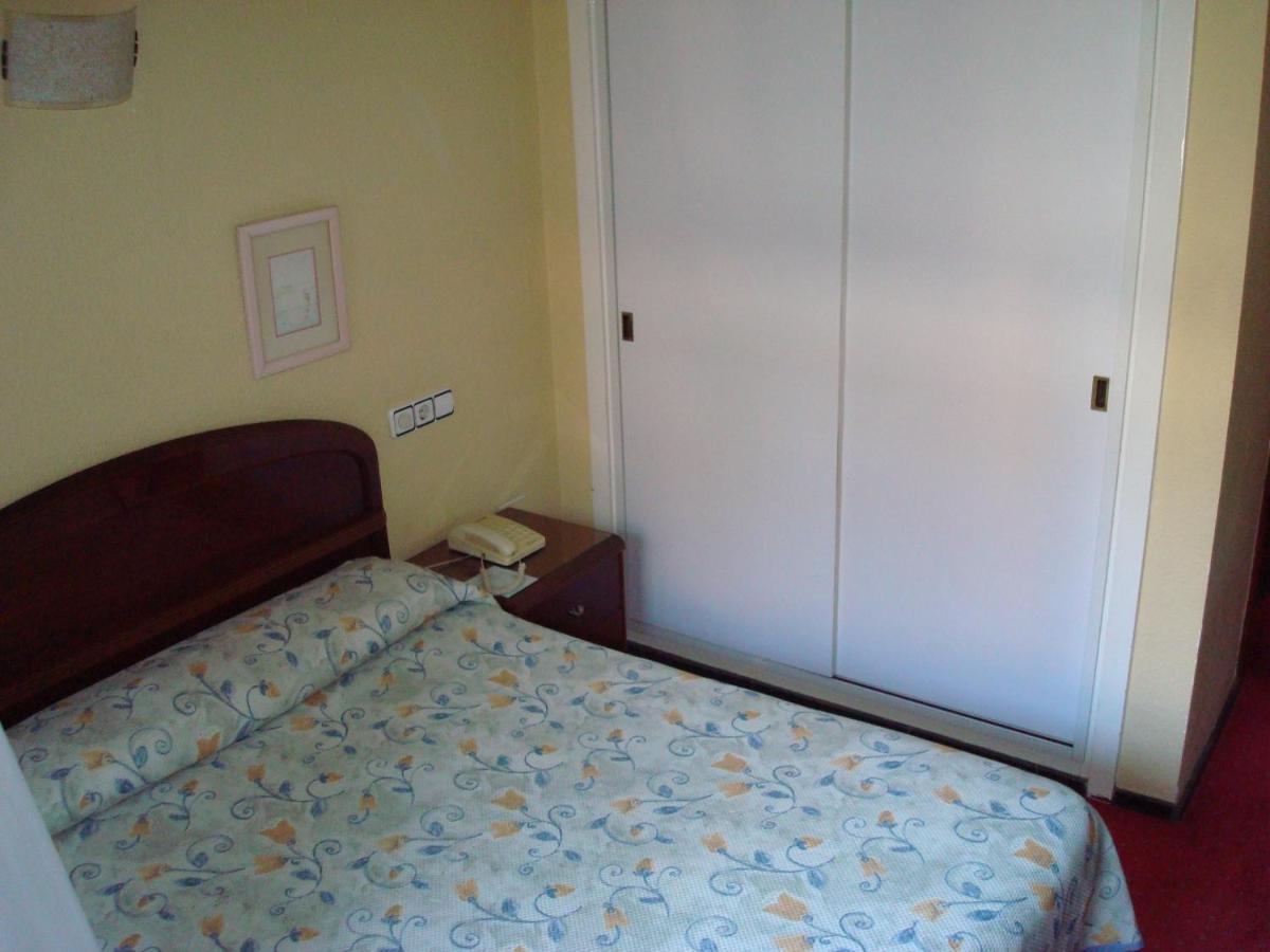 Hotel Estadio Бильбао Экстерьер фото