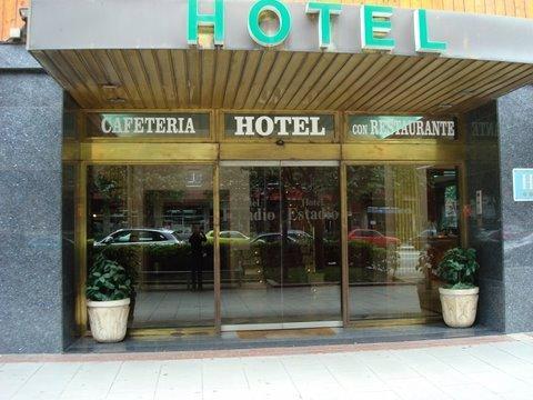 Hotel Estadio Бильбао Экстерьер фото